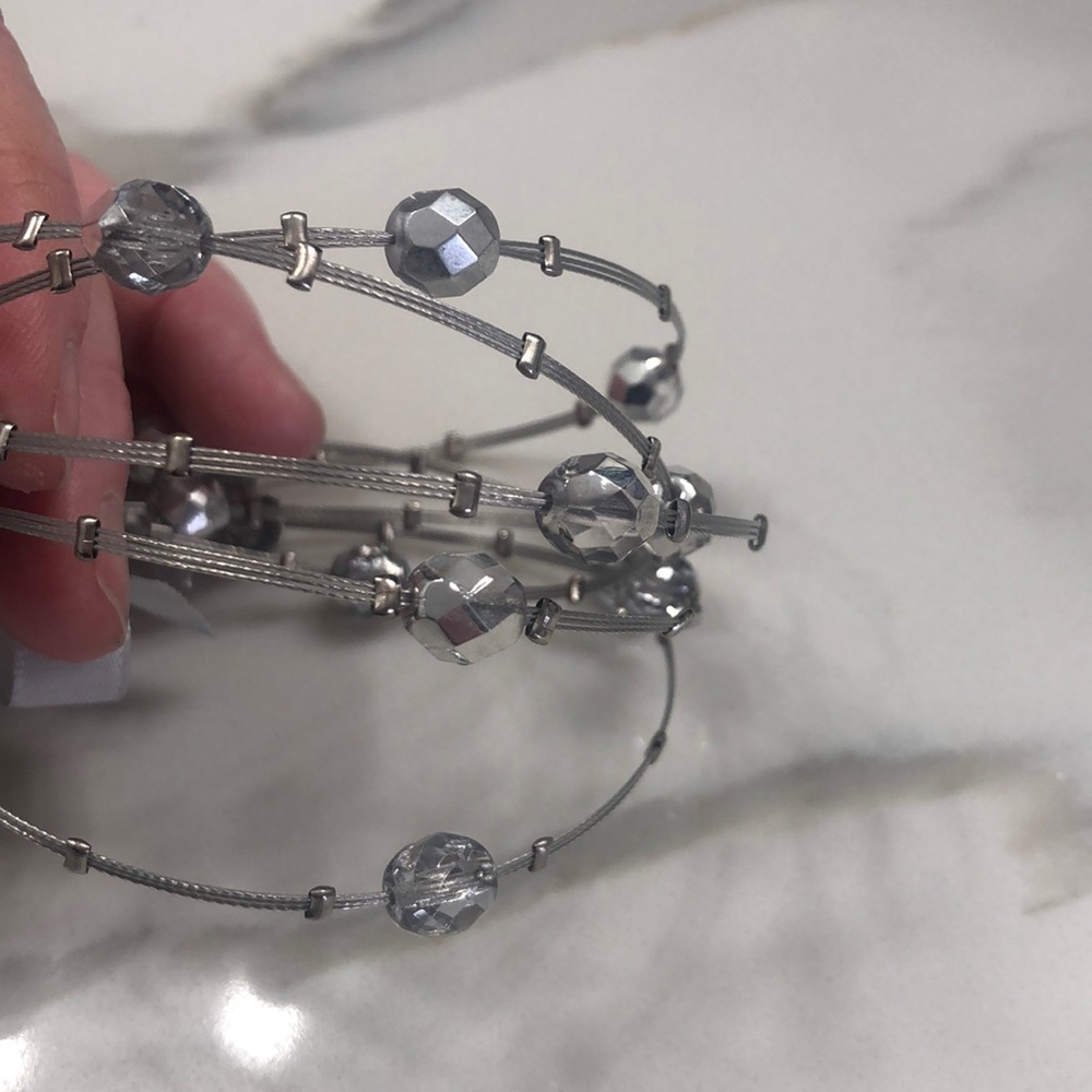 Silver and clear colored Bracelet - Picture 3 of 5